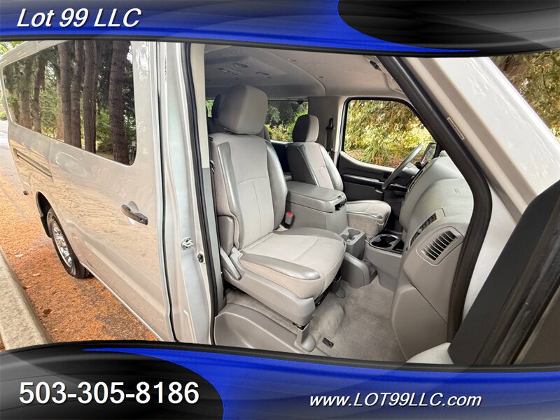 Used 2021 Nissan NV 3500 SV RWD image 16