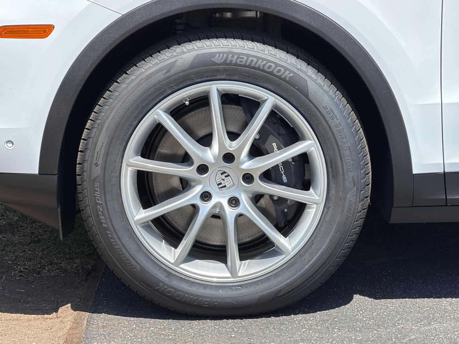 New 2026 Porsche Cayenne AWD/4WD image 32