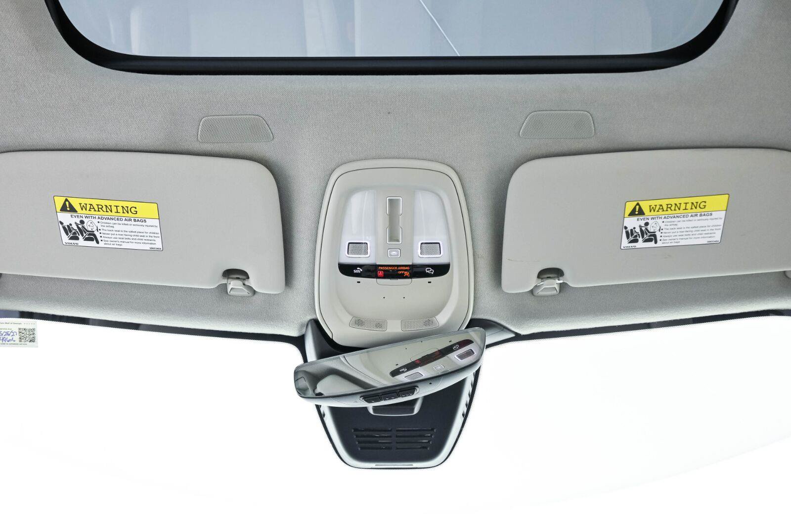 Certified 2024 Volvo XC40 B5 Plus w/ Protection Package Premier AWD/4WD image 18