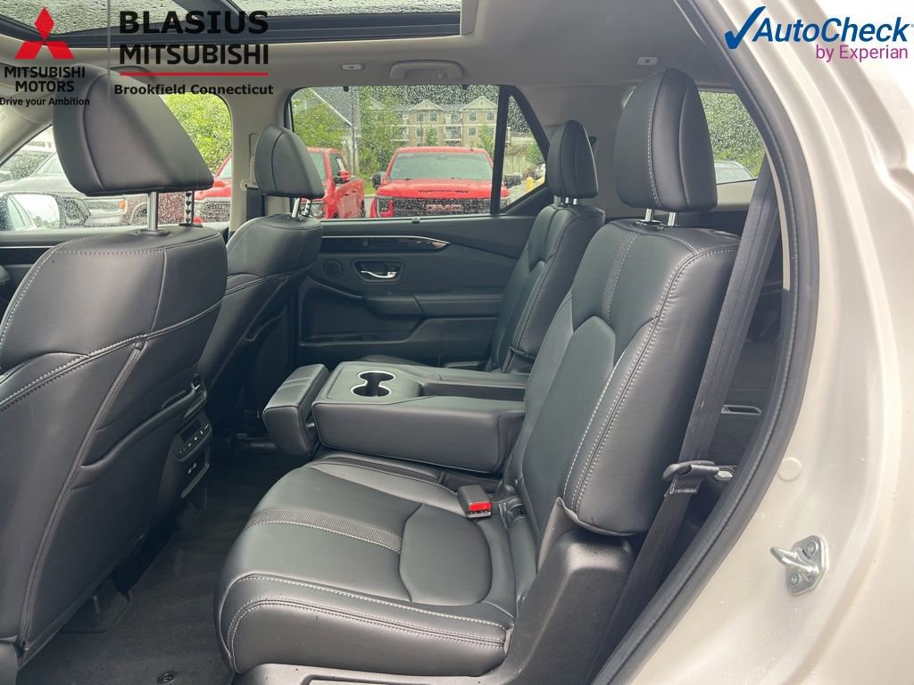 Used 2023 Honda Pilot Touring image 31