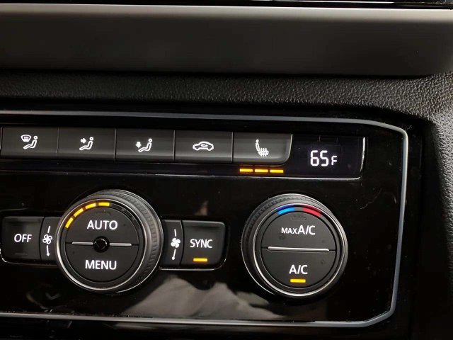 Used 2023 Volkswagen Atlas Cross Sport SE AWD/4WD image 52
