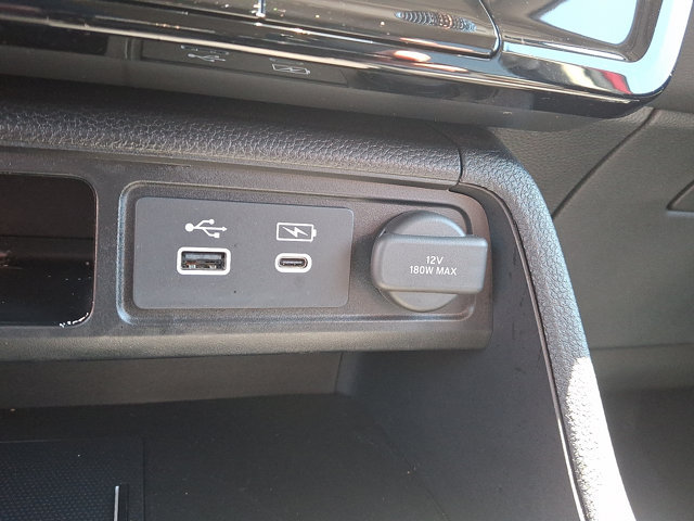 Certified 2025 Honda Pilot Touring image 29