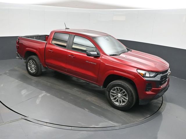 Used 2024 Chevrolet Colorado LT w/ LT Convenience Package II image 29