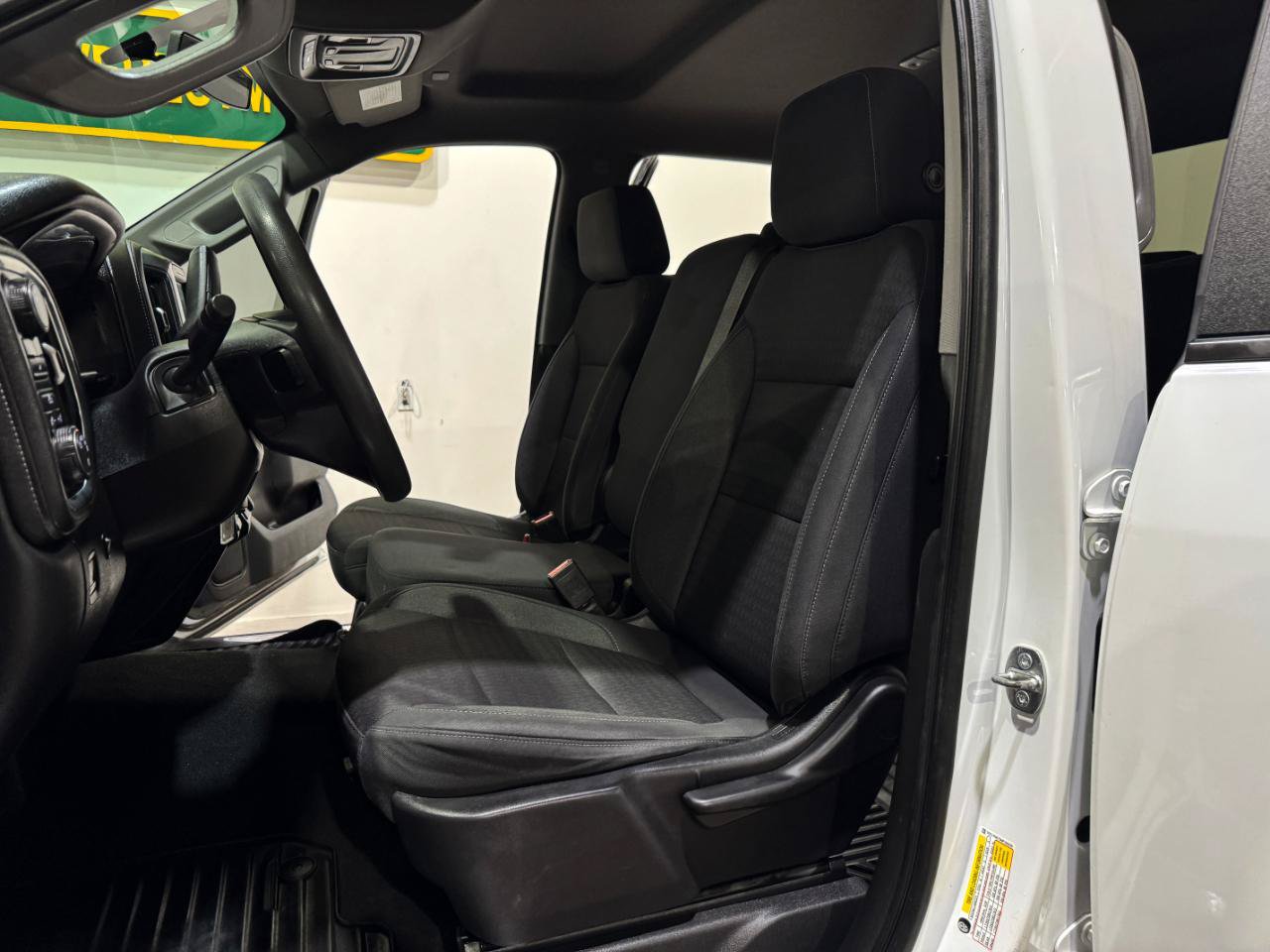 Used 2021 Chevrolet Silverado 2500 LT AWD/4WD image 13