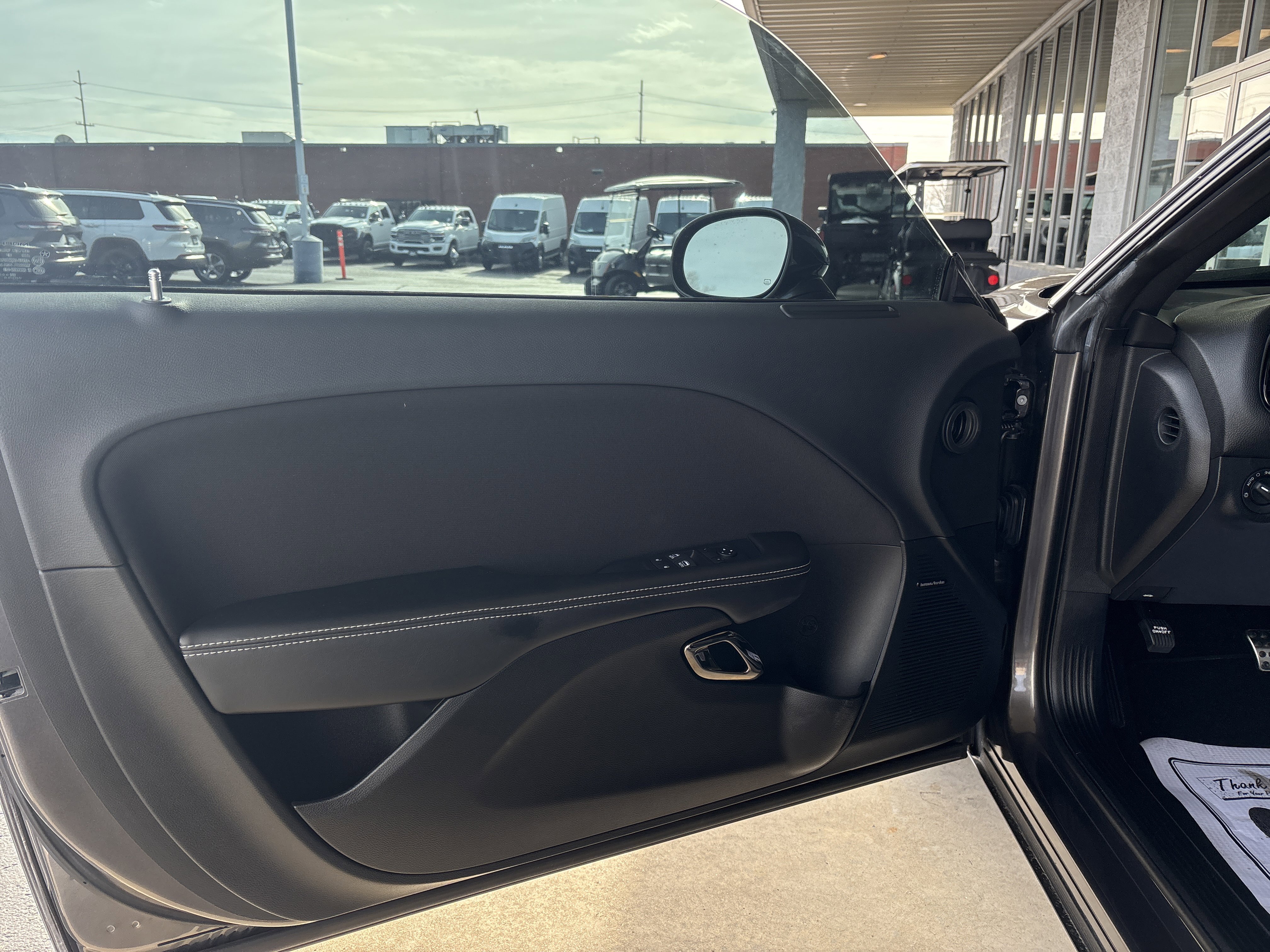 Used 2021 Dodge Challenger SRT Hellcat image 10