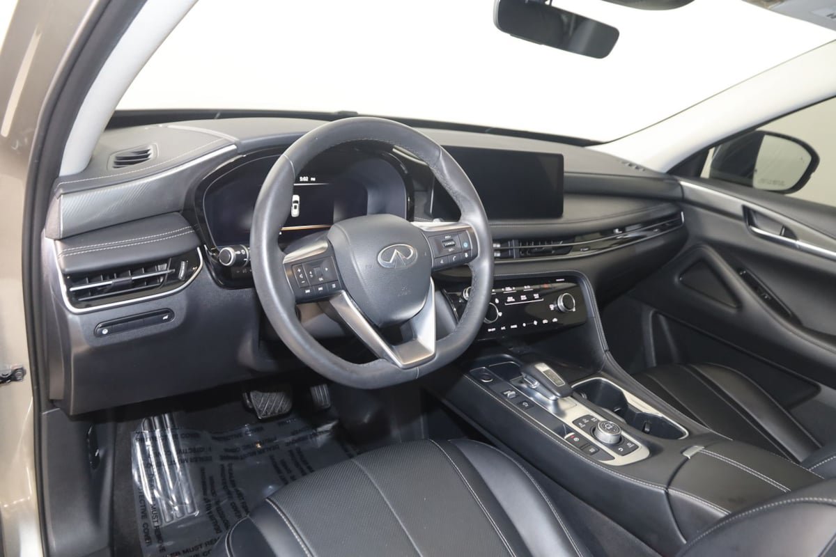 Used 2023 INFINITI QX60 Luxe w/ Cargo Package AWD/4WD image 28