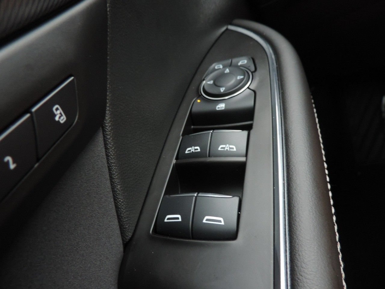 Used 2024 Buick Envision Sport Touring AWD/4WD image 27