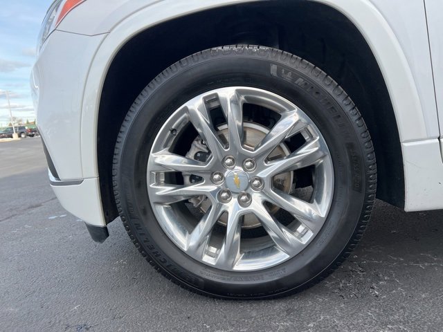 Used 2021 Chevrolet Traverse High Country image 11