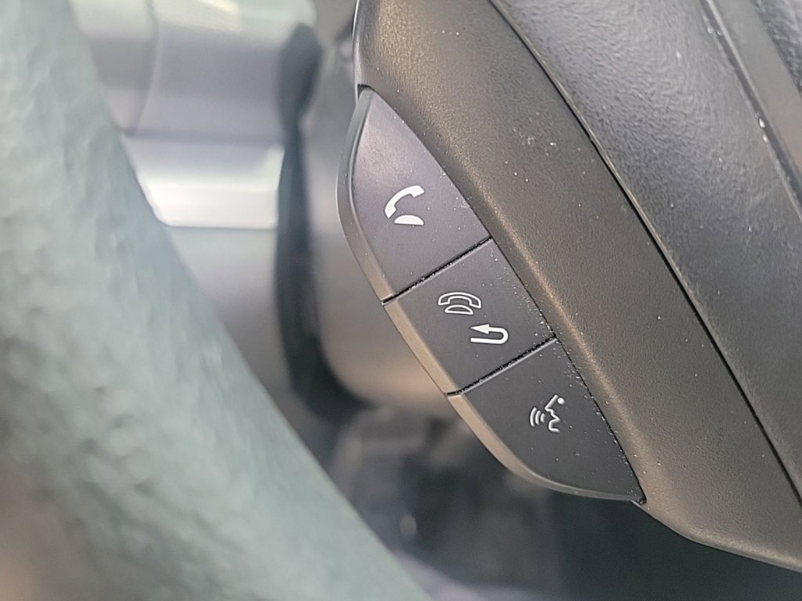 Used 2015 Honda CR-V LX image 21