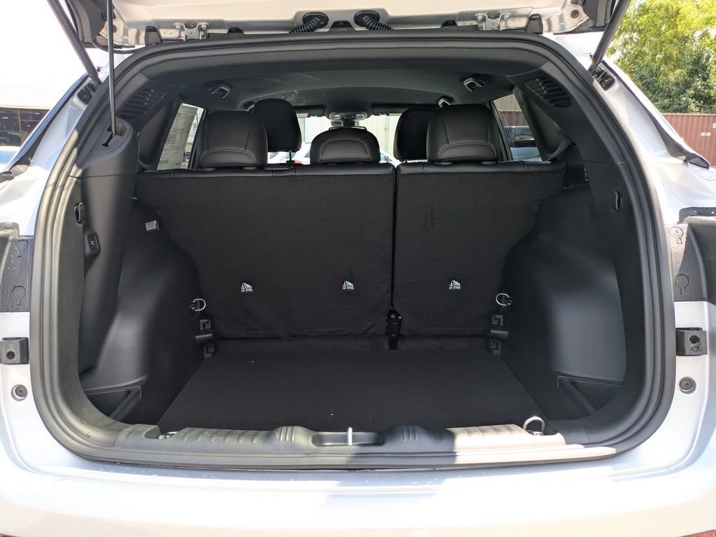 New 2026 Jeep Compass Latitude AWD/4WD image 15