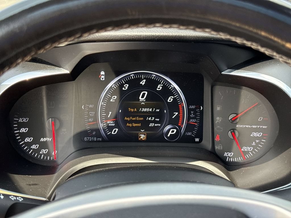 Used 2015 Chevrolet Corvette Stingray Coupe RWD image 15