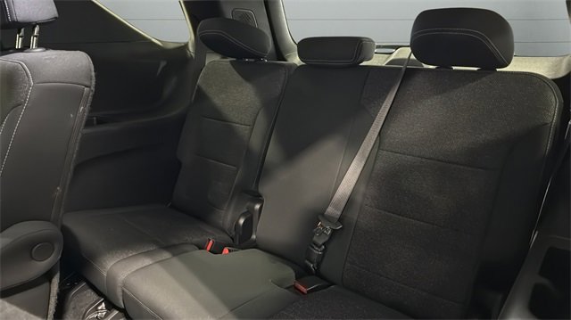 Used 2025 Chevrolet Traverse LT image 27