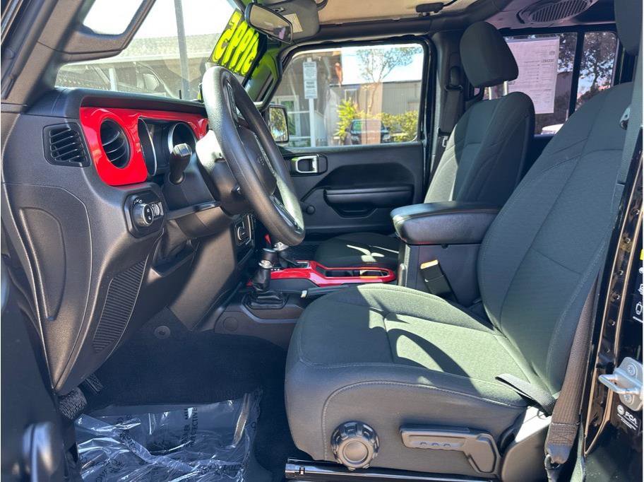 Used 2021 Jeep Gladiator Sport image 14