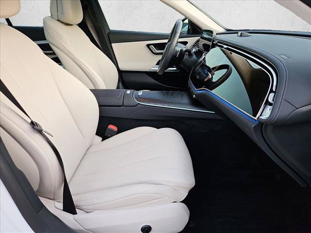 Used 2025 Mercedes-Benz E 450 4MATIC Sedan image 22