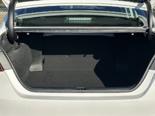 Used 2024 Toyota Camry LE FWD image 14
