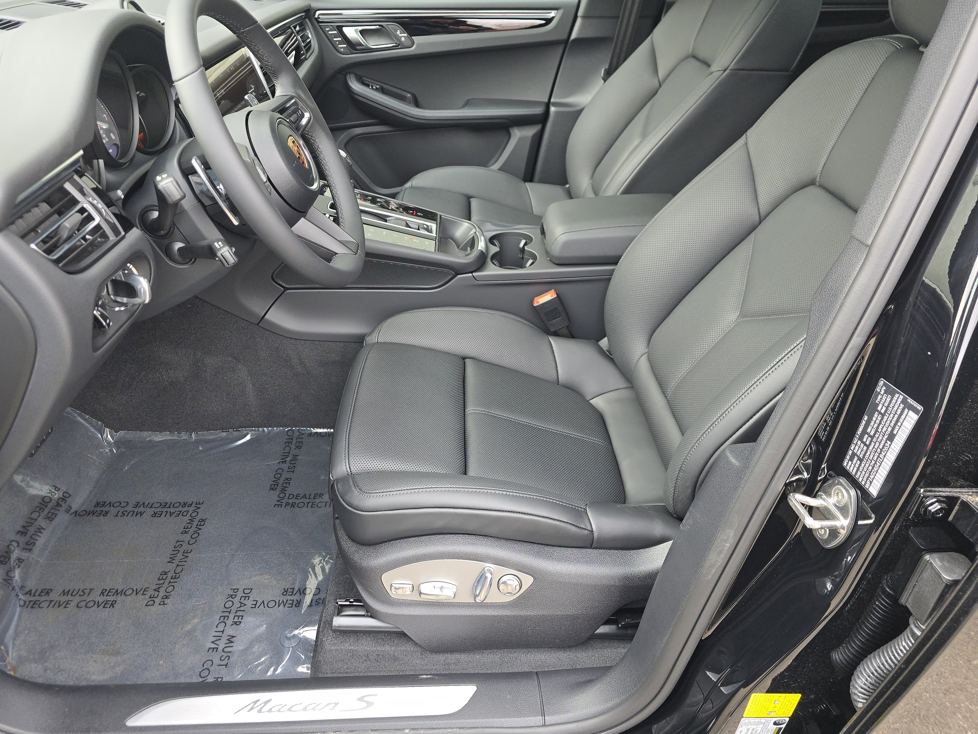 New 2026 Porsche Macan S image 5