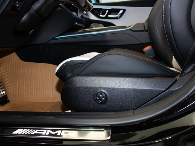 New 2027 Mercedes-Benz E 53 AMG e 4MATIC Wagon image 16