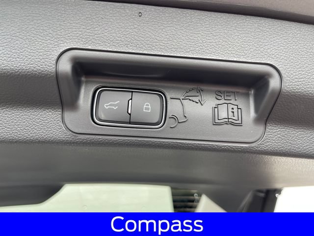 New 2026 Ford Explorer Active w/ Active Comfort Package AWD/4WD image 32