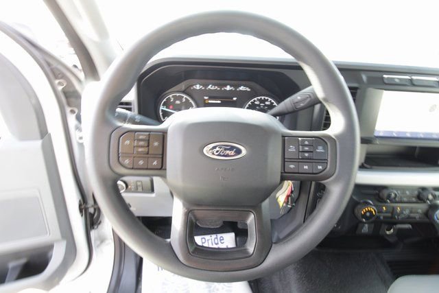 New 2024 Ford F550 4x4 Regular Cab Super Duty image 18