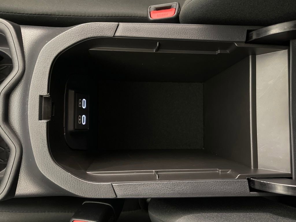 Certified 2025 Toyota RAV4 LE image 23