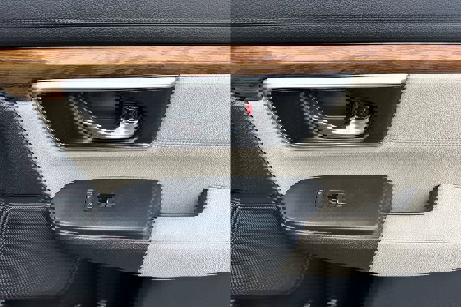 Used 2019 Honda CR-V EX image 19