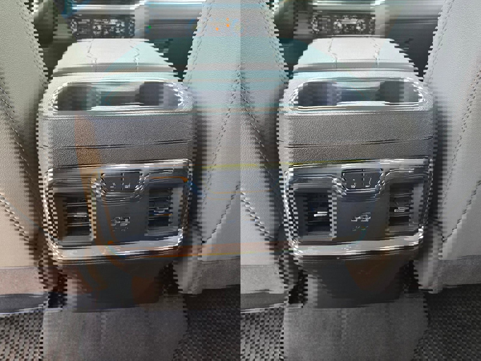 Used 2025 Chevrolet Silverado 1500 LTZ w/ Z71 Off-Road Package image 25