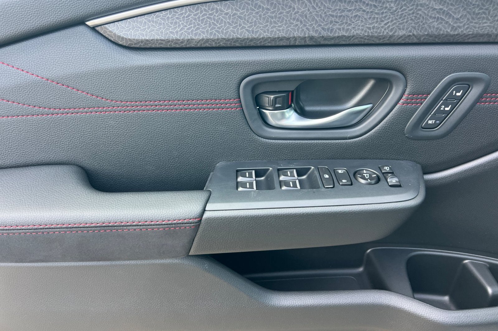 New 2026 Honda Pilot Black Edition image 11