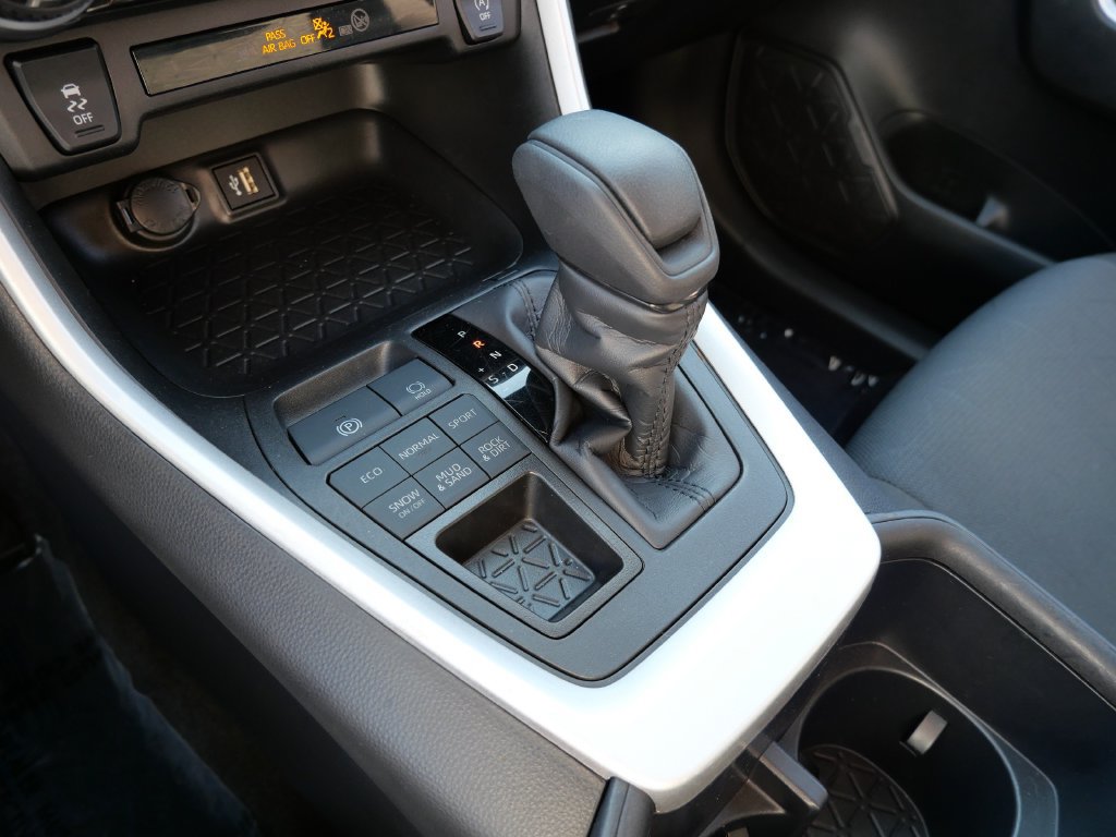 Certified 2025 Toyota RAV4 XLE AWD/4WD image 23