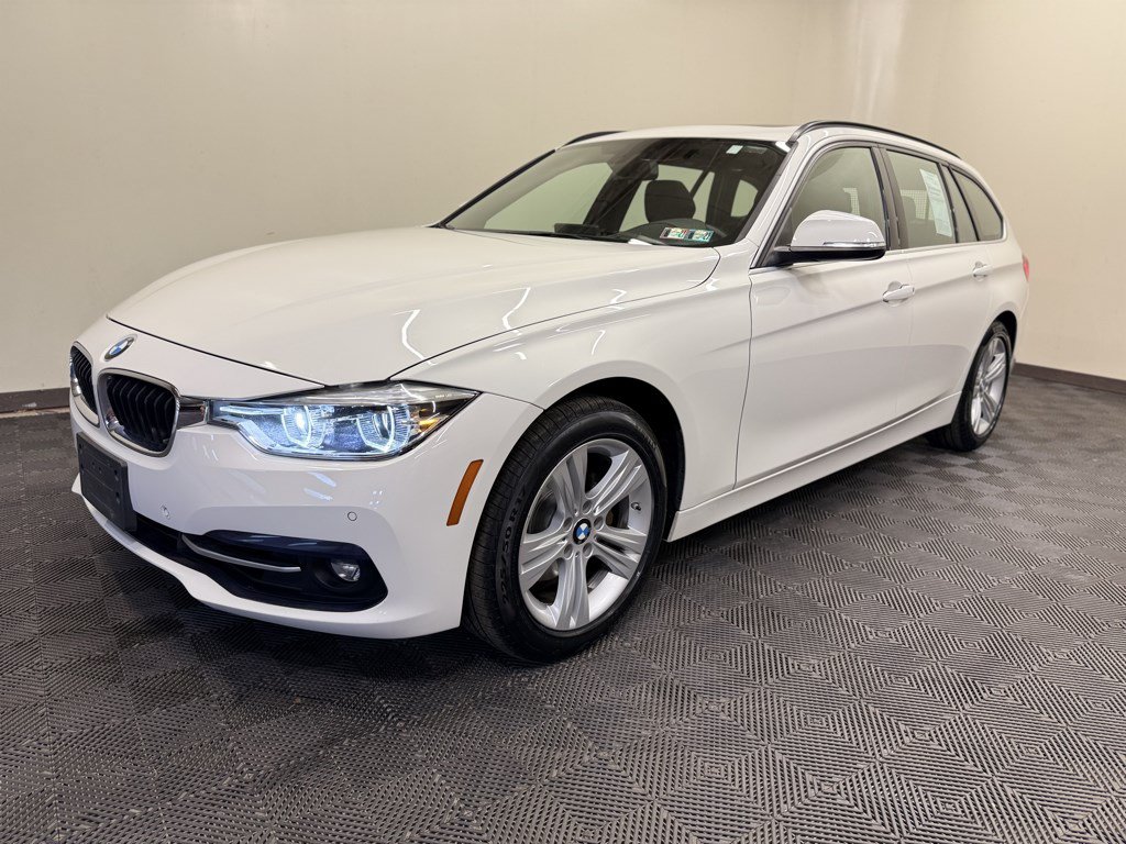 Used 2018 BMW 330i xDrive Wagon AWD/4WD image 1