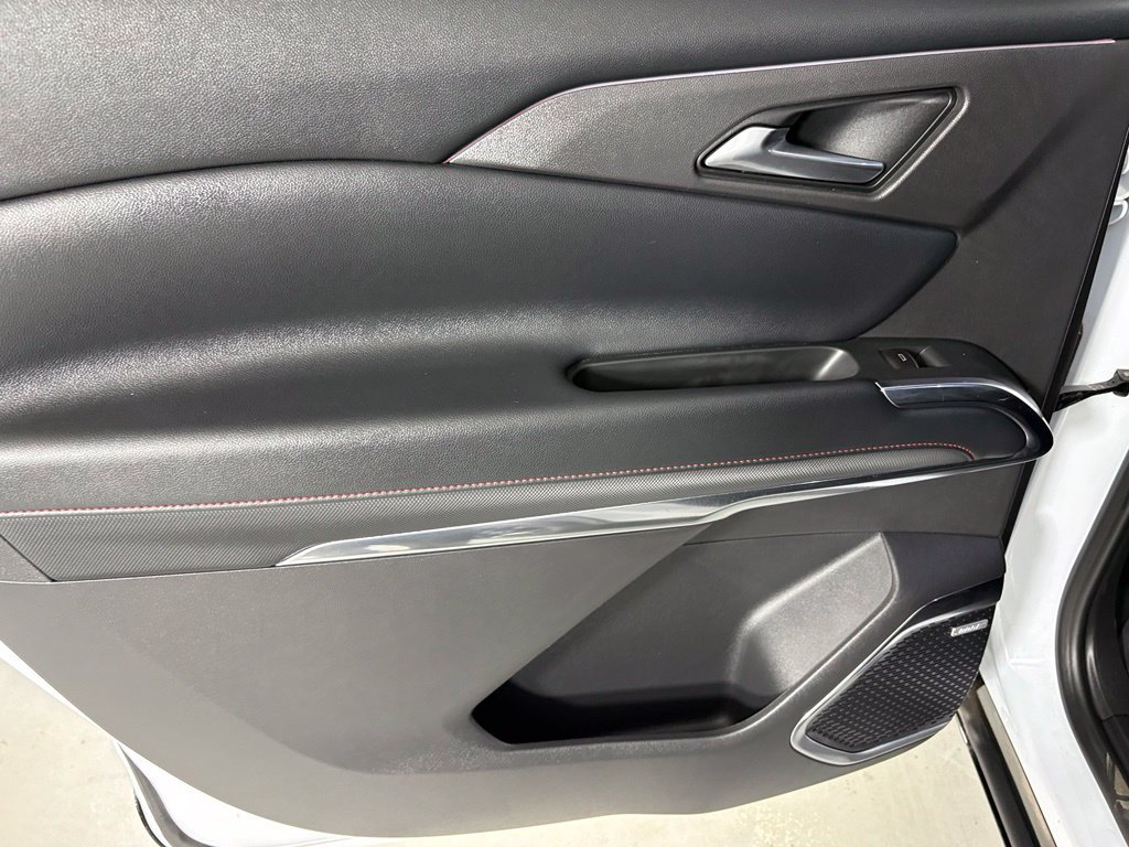 Certified 2026 Chevrolet Traverse RS w/ LPO, Floor Liner Package FWD image 40