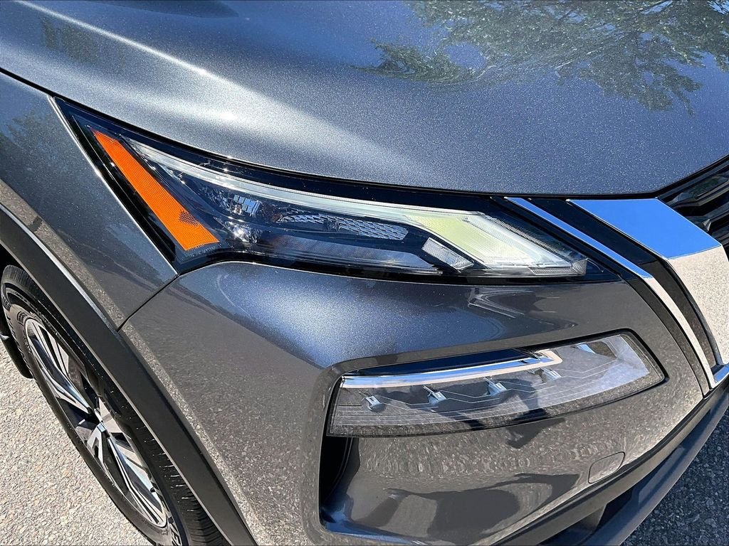 Used 2023 Nissan Rogue SV AWD/4WD image 31