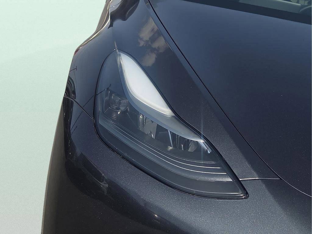 Used 2025 Tesla Model Y Long Range RWD image 7