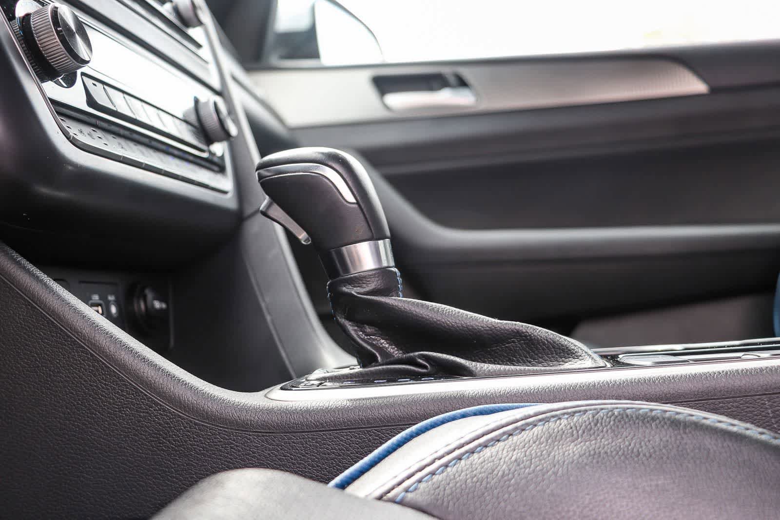 Used 2019 Hyundai Sonata Limited image 17