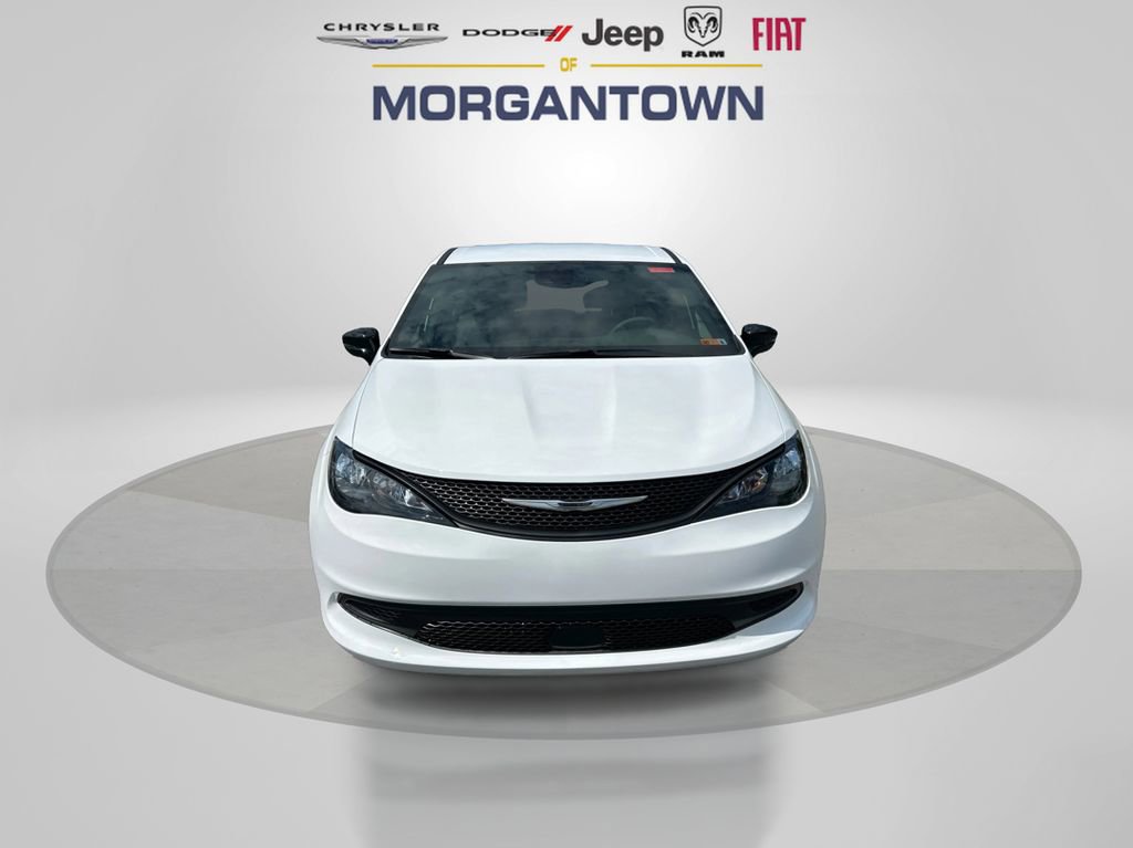 New 2025 Chrysler Voyager LX video 2