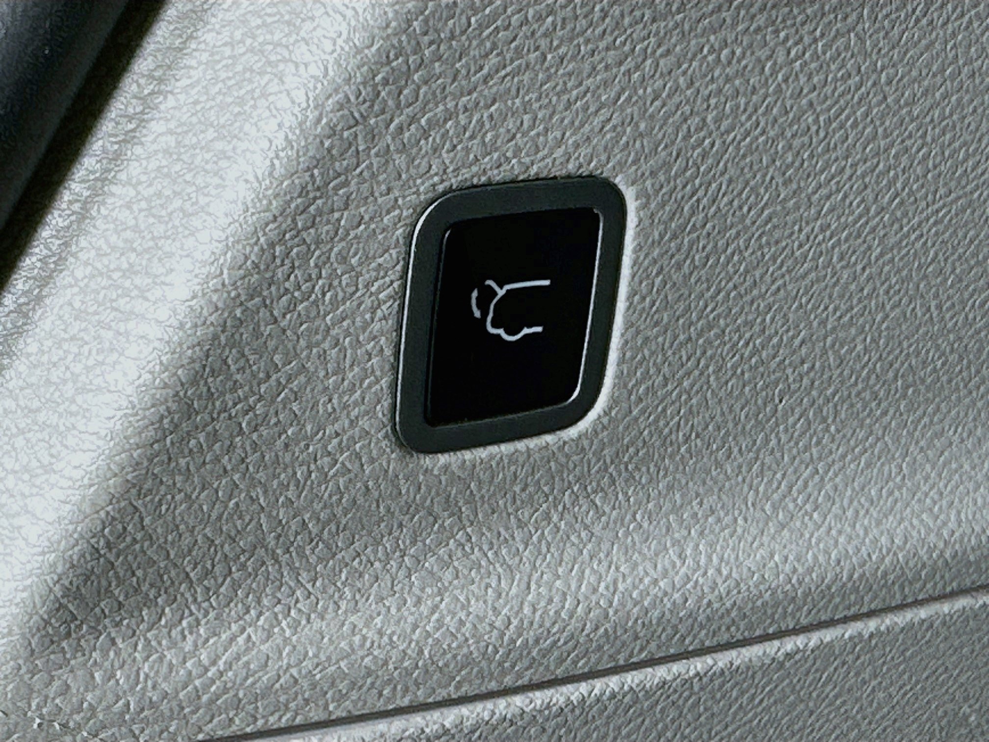Used 2024 Chrysler Pacifica Touring-L FWD image 29