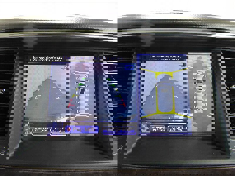 Used 2015 INFINITI QX80 Luxe w/ 22" Wheel Package image 15