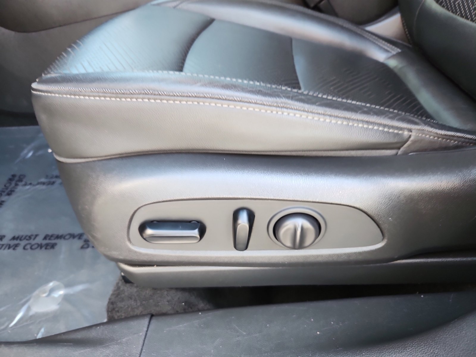 Used 2021 Buick Encore GX Essence image 14