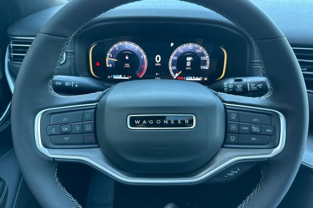 New 2025 Jeep Wagoneer Series II w/ Convenience Group I AWD/4WD image 21