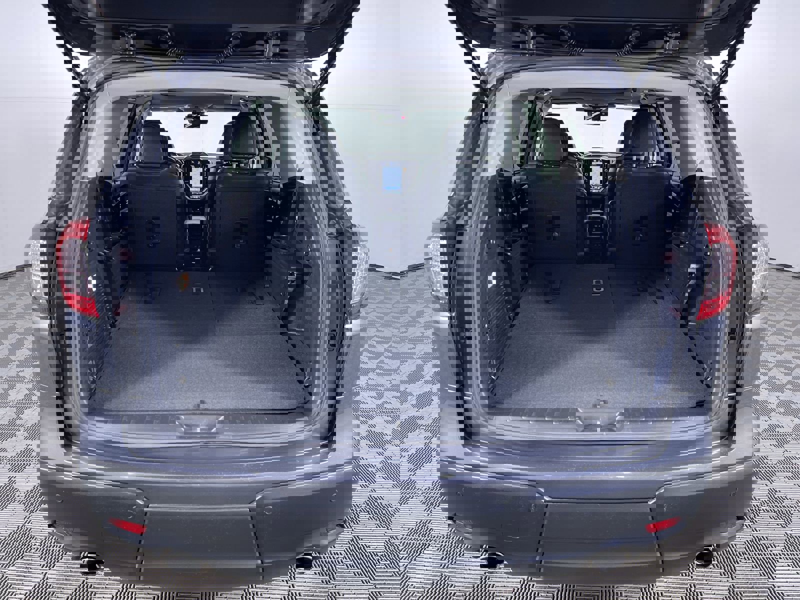 Used 2023 Subaru Ascent Limited w/ Technology Package image 26