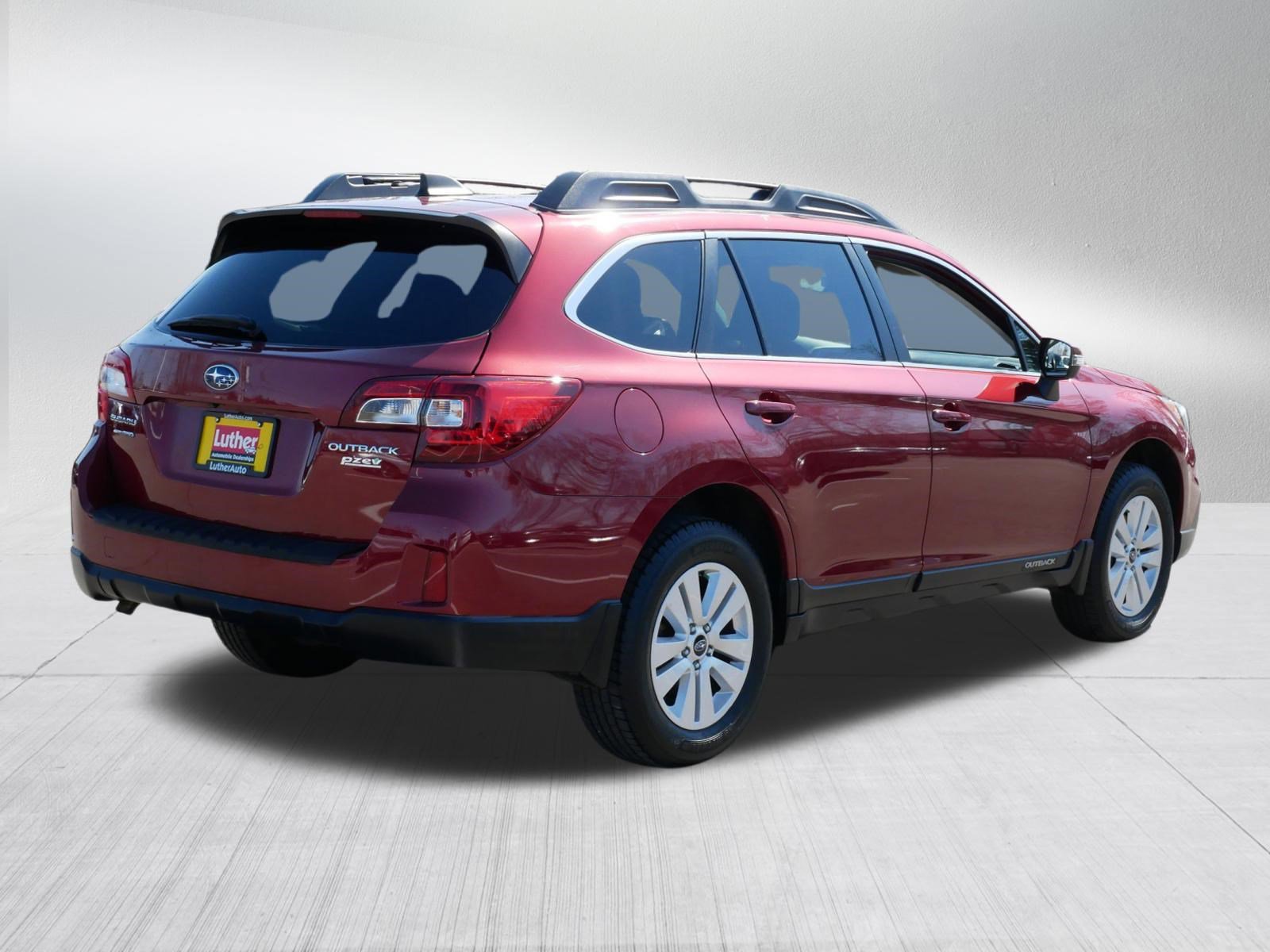 Used 2017 Subaru Outback 2.5i Premium image 6