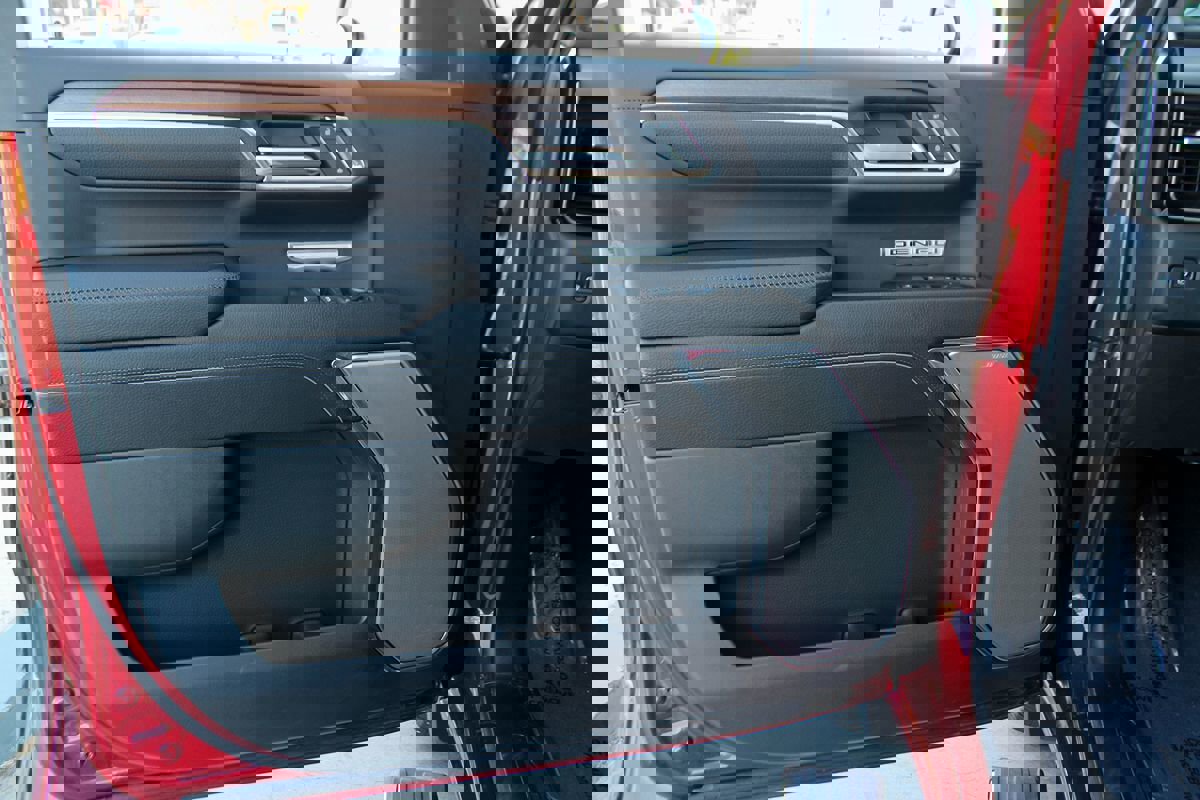 Used 2024 GMC Sierra 1500 Denali w/ Denali Reserve Package image 48