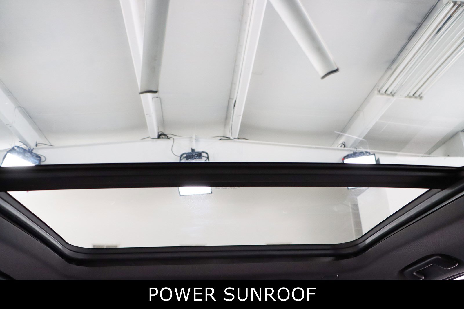 Used 2024 Chevrolet Suburban RST w/ Luxury Package AWD/4WD image 24