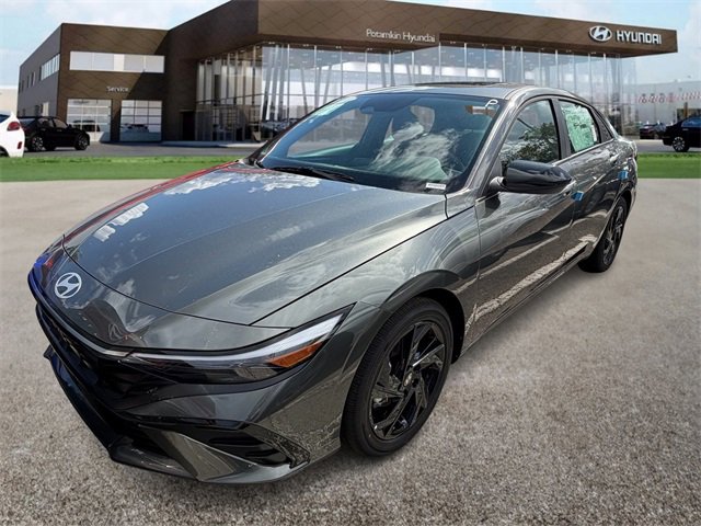 New 2026 Hyundai Elantra SEL Sport image 1