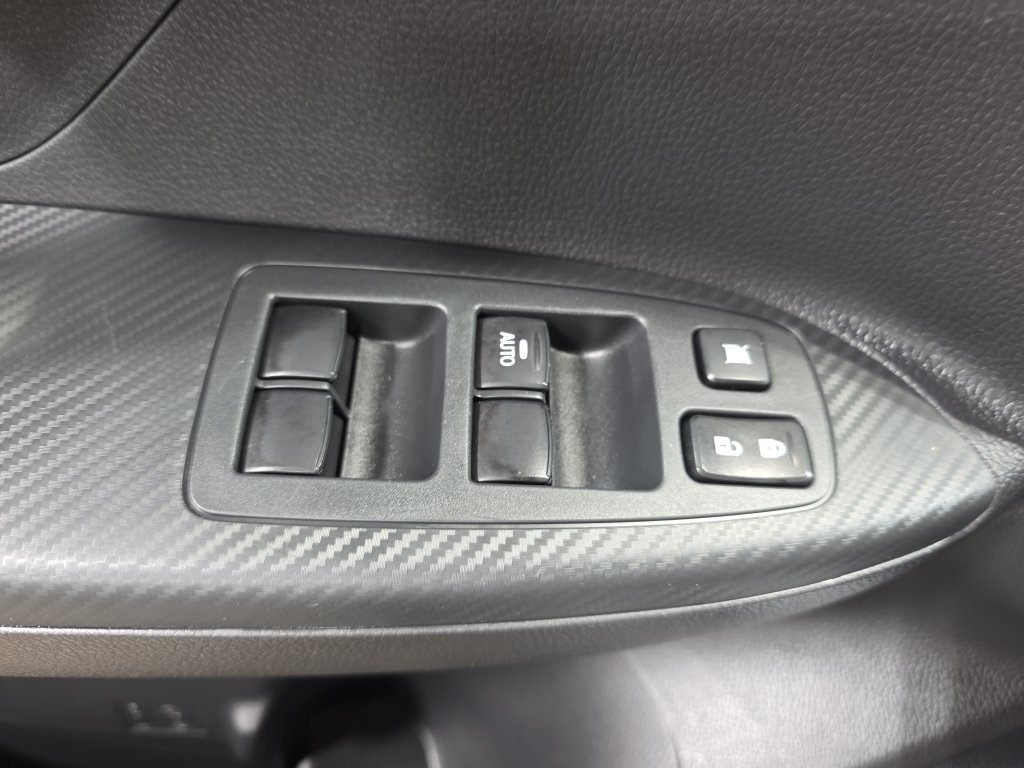 Used 2024 Mitsubishi Eclipse Cross SE AWD/4WD image 29