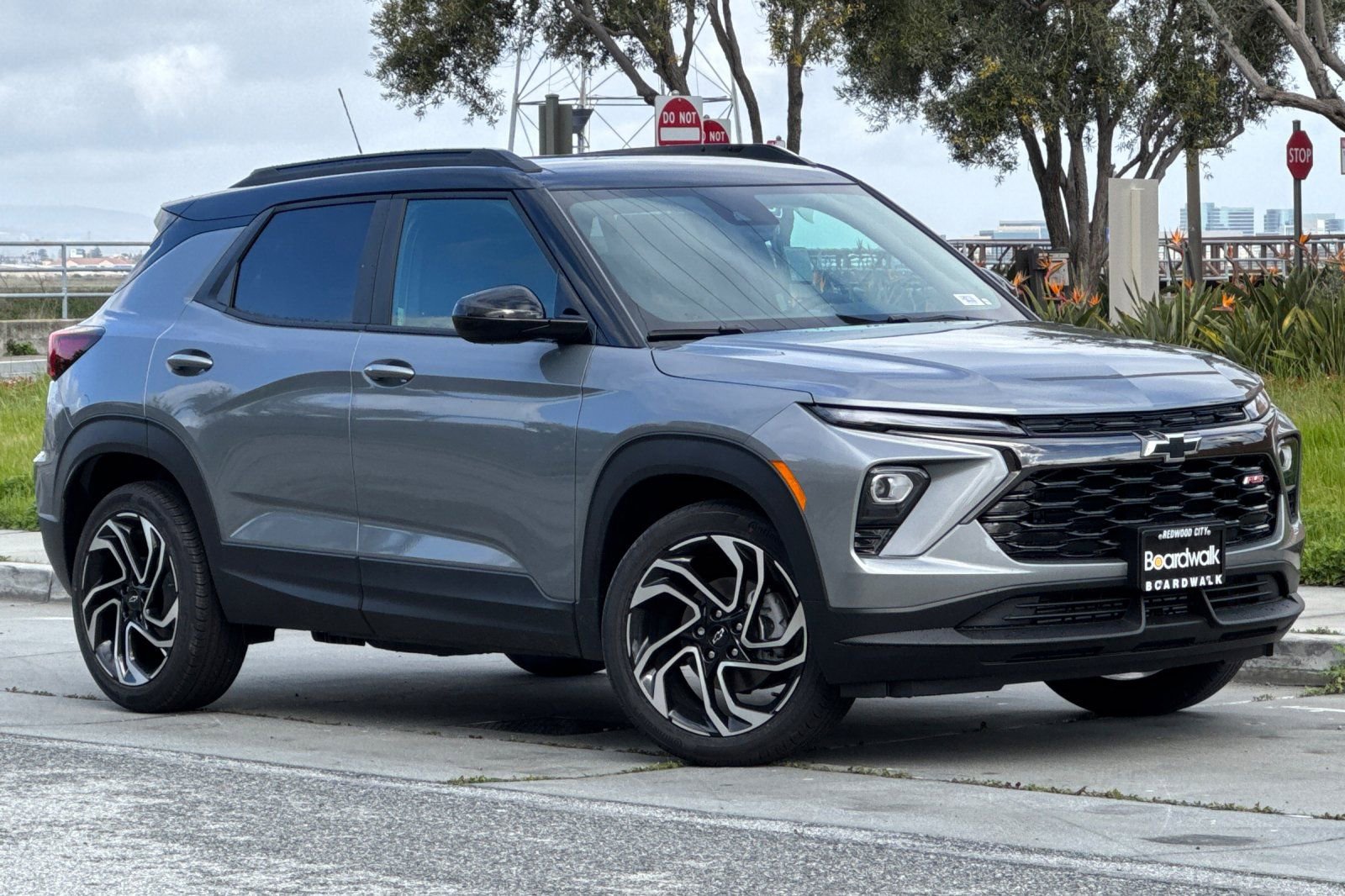 New 2025 Chevrolet TrailBlazer RS w/ Driver Confidence Package image 2