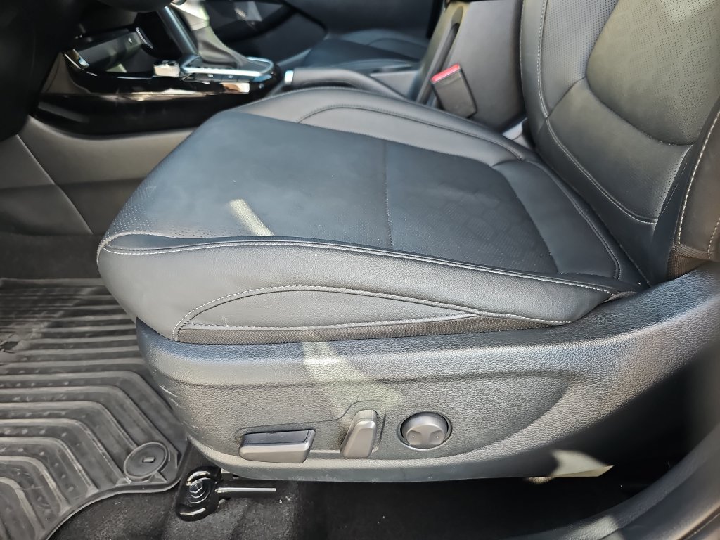 Used 2024 Kia Seltos EX FWD image 18
