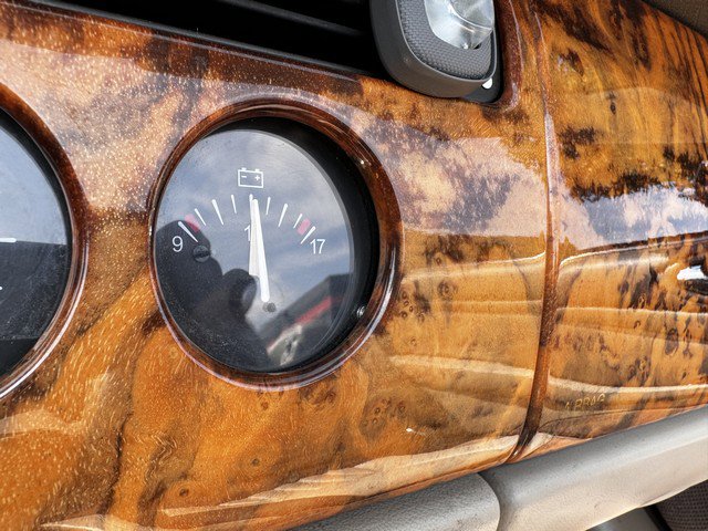 Used 1998 Jaguar XK8 Convertible image 39