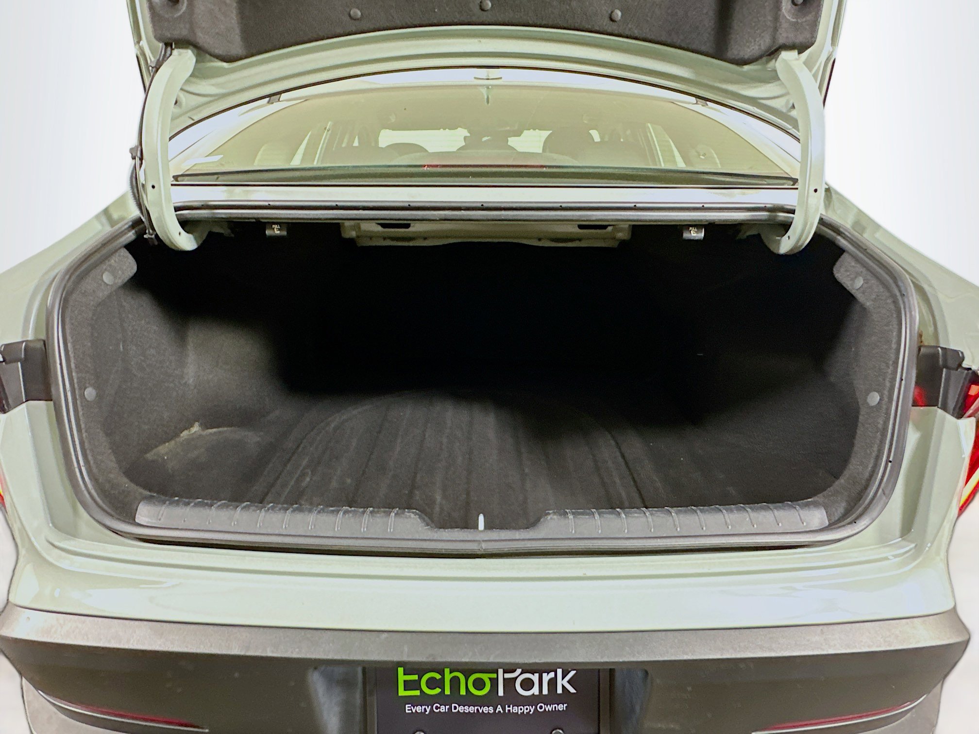 Used 2025 Kia K4 LXS image 28