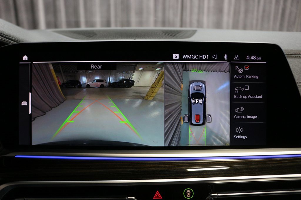 Used 2022 BMW X7 xDrive40i w/ Parking Assistance Package image 25