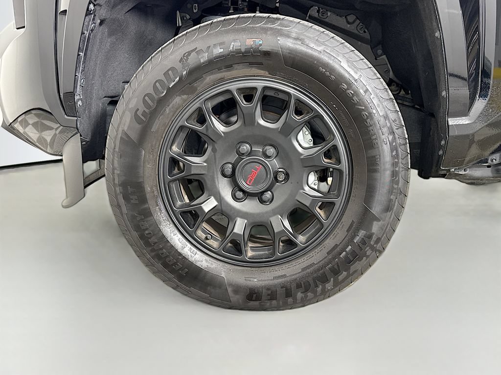 Used 2025 Toyota Tacoma SR5 RWD image 29